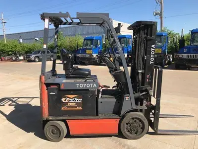 Used 2016 TOYOTA 8FBCHU25 Misc Forklifts Illinois US | Somerset Equipment Sales #1543071