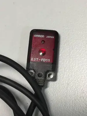 USED OMRON E3T-FD11