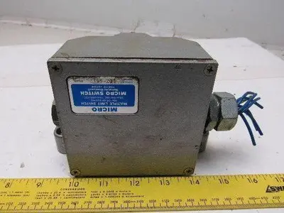 Yamatake Honeywell LDZ-5412 4 Position 125/250V AC/DC Micro Roller Plunge Switch