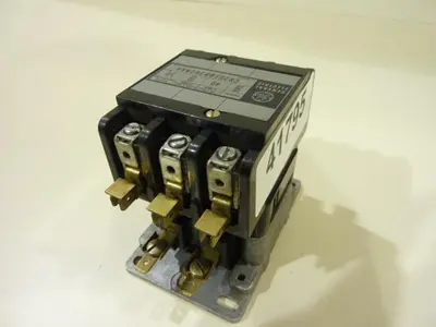 USED GENERAL ELECTRIC / GE CR253DB302AAA