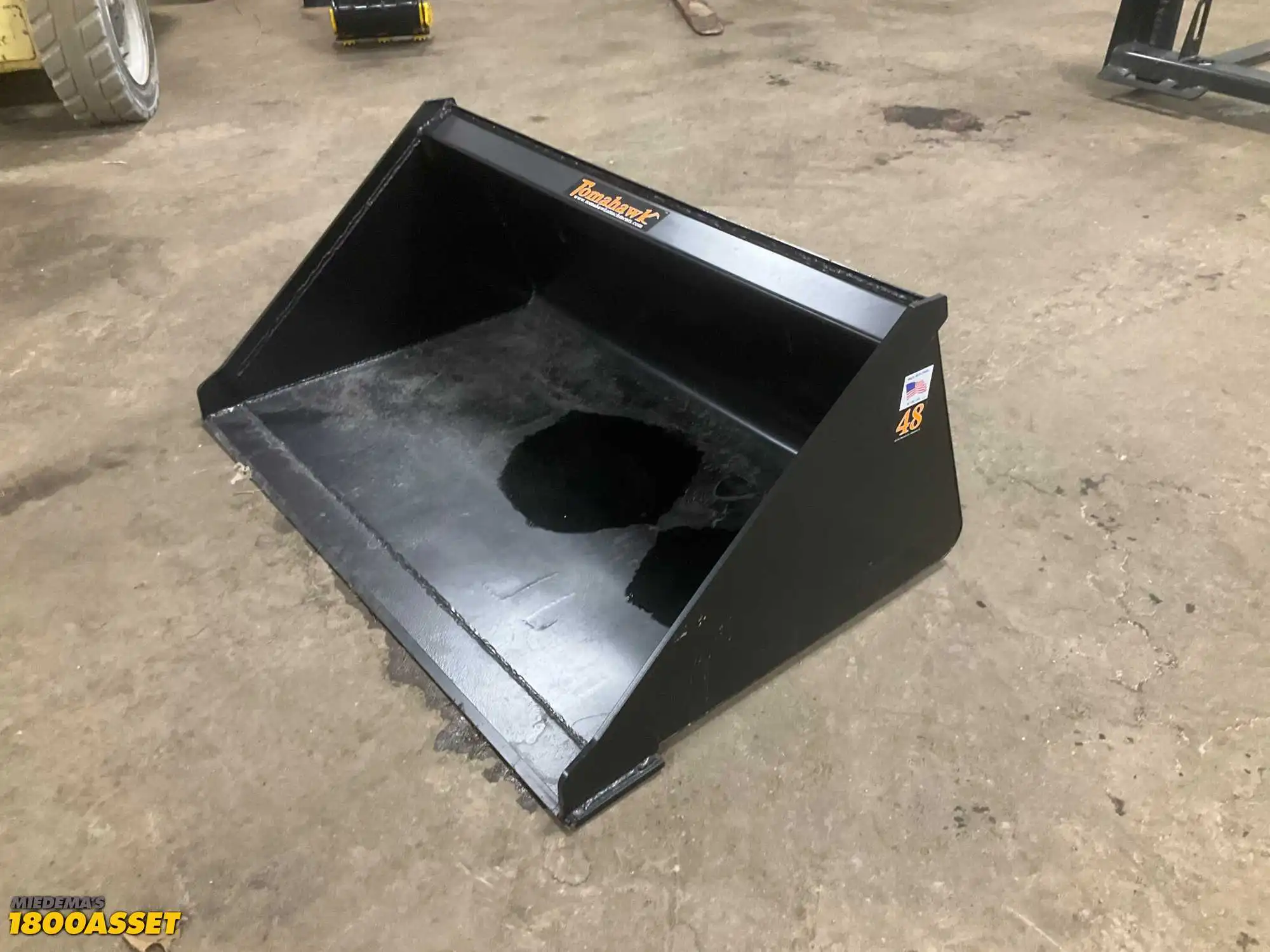 New Tomahawk 48" Bucket for Mini Skid Steer