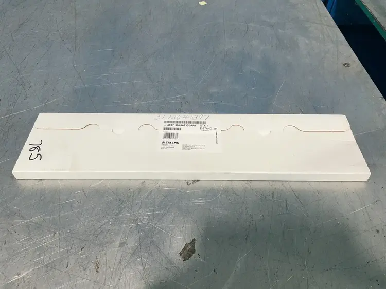 New | in-Stock SIEMENS 6ES7 3901AF300AA0 PLC Chassis Ohio US | HGR 24 #1314269