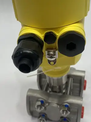 USED VEGA VEGADIF 85 DIFFERENTIAL PRESSURE TRANSMITTER