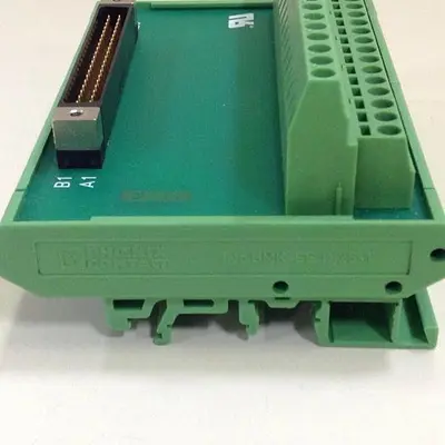 USED PHOENIX CONTACT MIO04