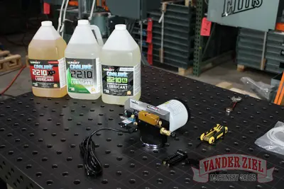 New | in-Stock UNIST UNI-MAX ST BANDSAW LUBRICATION SYSTEM Lubrication Equipment Michigan US | Vander Ziel Machinery Sales #1265643
