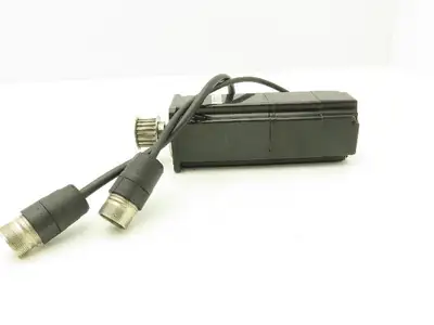 Omron Yaskawa SGMAH-04A1A4CD-0Y AC Servo Motor 200V