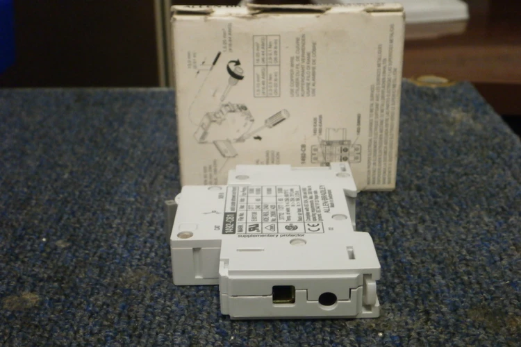 New | in-Stock Allen-Bradley 1492-CB1G100 Safety Products (Other) Arizona US | ASSET CONVERSION SPECIALISTS, INC. #312915