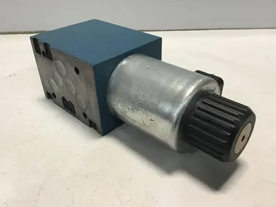 USED BOSCH 0 810 001 825