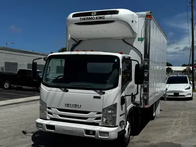 Used 2019 ISUZU NQR Reefer Trucks Florida US | Truck and Van Outlet #1509194
