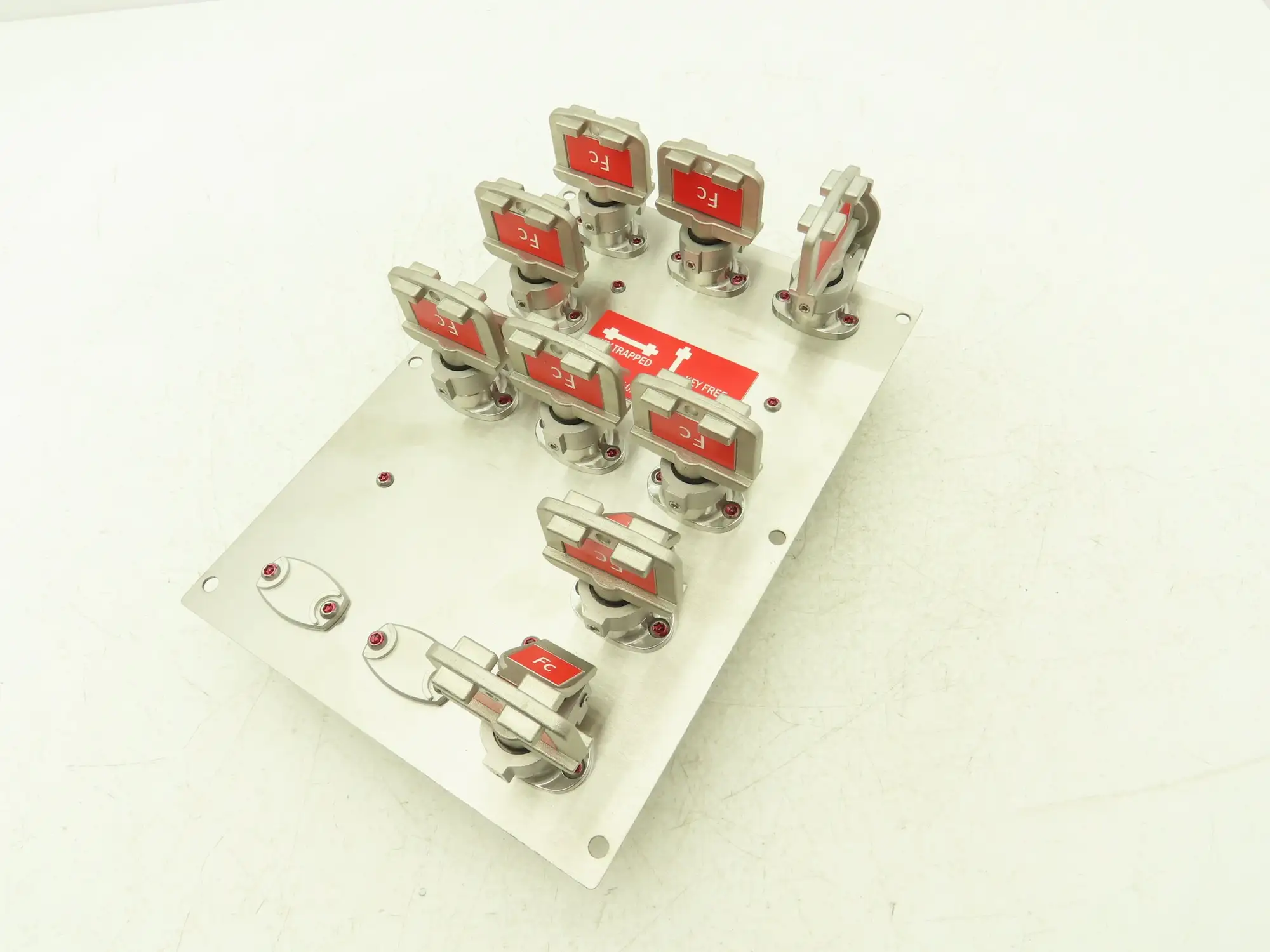Allen Bradley 440T-MKEXE22ECFCFCFCFCFCFCFCFC 9 Key Interlock Exchange Switch