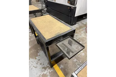 Used _UNKNOWN_ _UNKNOWN_ Work Benches Utah US | KD Auctions #1553884