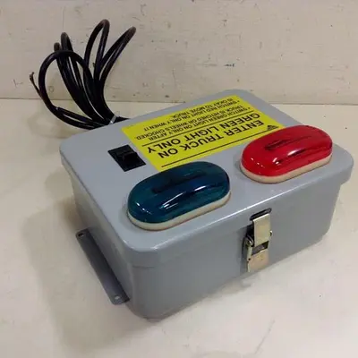 USED KELLY INDICATOR BOX587