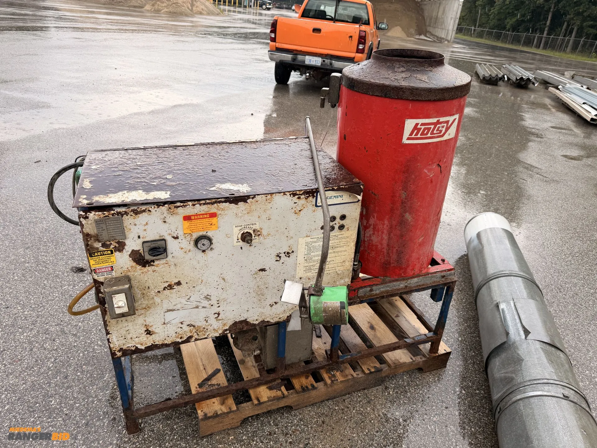 Used HOTSY HEATED PRESSURE WASHER Pressure Washers Michigan US | Miedema Asset Management Group #1410941