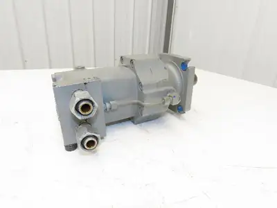 Sumitomo Eaton 2BC29AA4C-B Hydraulic Orbit Motor 4-Bolt 32mm Shaft