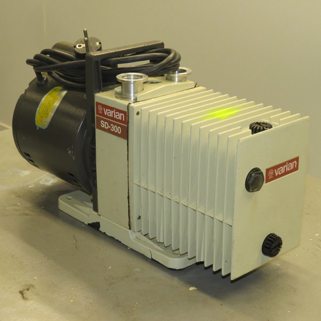 USED VARIAN SD-300