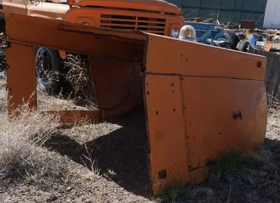 USED FORD TRUCK F617