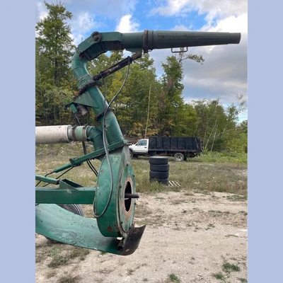 USED HUSKY FARM EQUIPMENT TIGER LAGOON PUMP