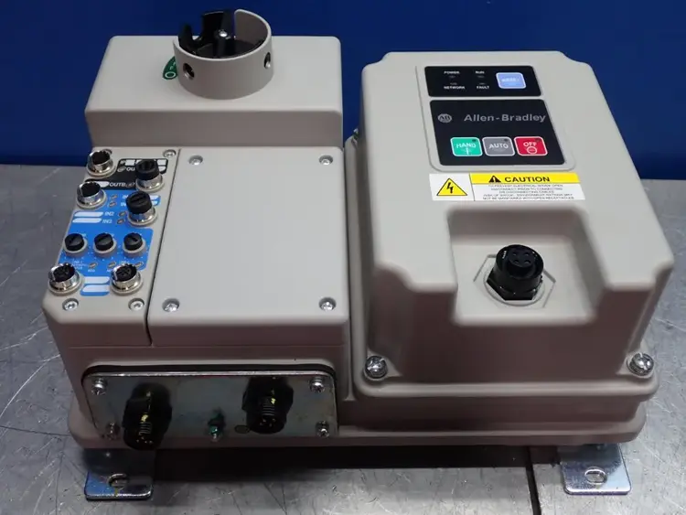 Used ALLEN BRADLEY 280EFN10R Input / Output Modules | HGR 24 #753757