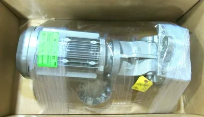 NEW SEW EURODRIVE KA67/TDRE100LC4/DH GEAR MOTOR 5HP 15.19:1 KA67TDRE100LC4DH