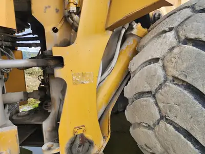 Used 2004 CATERPILLAR 990 Skid Steer Loaders British Columbia CA | Lenmark #277799
