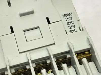 USED GE AUXILIARY MINI CONTROL RELAY 110/120V MBOAJ COIL