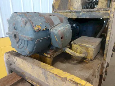 35,000 LBS 17.5 TON X 48" TO 76" X 60" OD BRADLEY CRANE MOTORIZED COIL GRAB: STOCK 13238