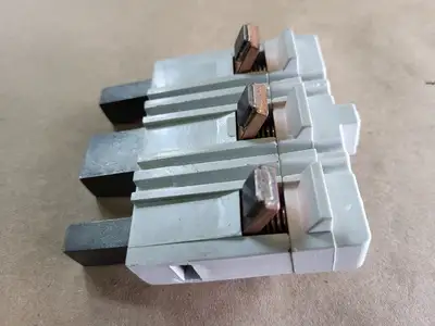 NEW CUTLER-HAMMER WCK33