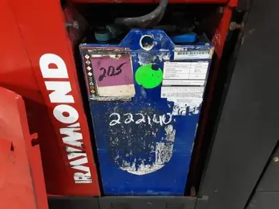 USED 2018 RAYMOND 560-OPC30TT