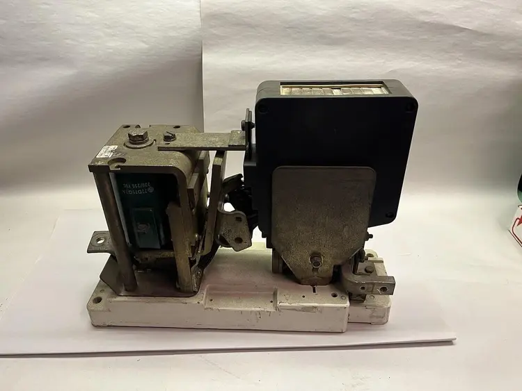 Used GE DS303A-6A02KXA002 Miscellaneous Equipment (Electrical & Power) Ohio US | Surplus Asset Holdings #1568122