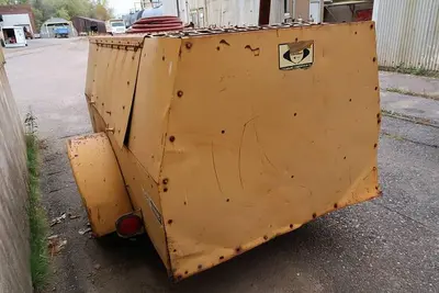 USED DRESSER 185