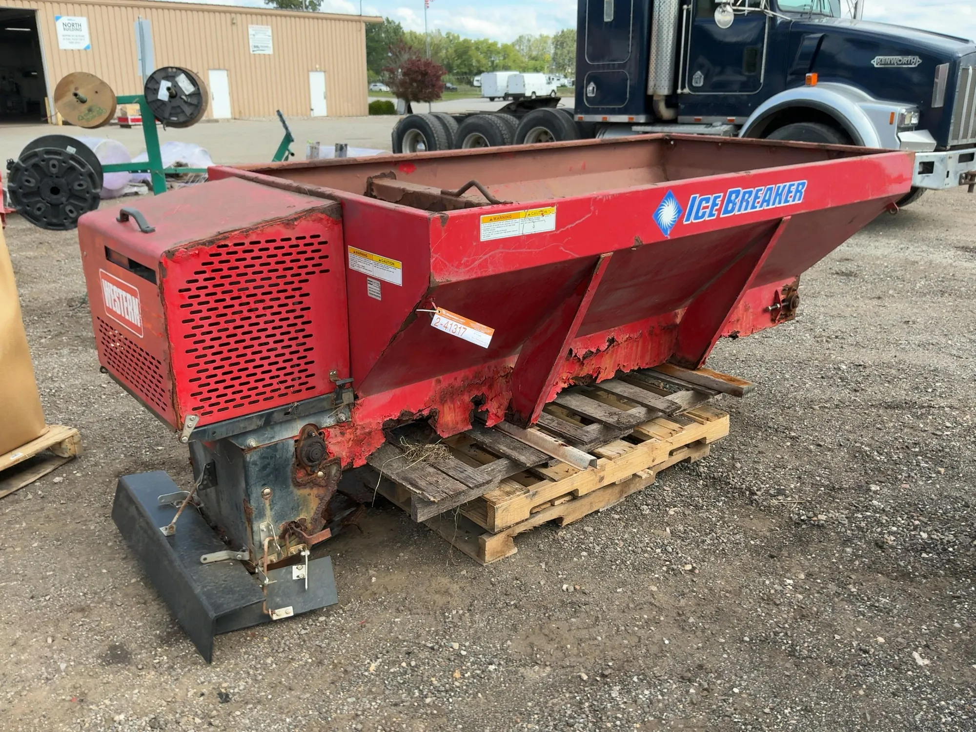 Used _UNKNOWN_ _UNKNOWN_ Dry Spreaders Michigan US | Miedema Asset Management Group #1477218