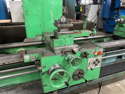 33"x17'cc TOS Engine Lathe