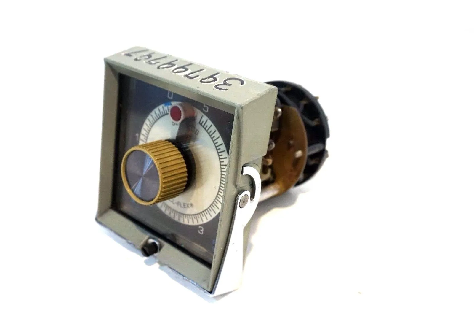 EAGLE SIGNAL HP517A601 TIMER 120V 60HZ