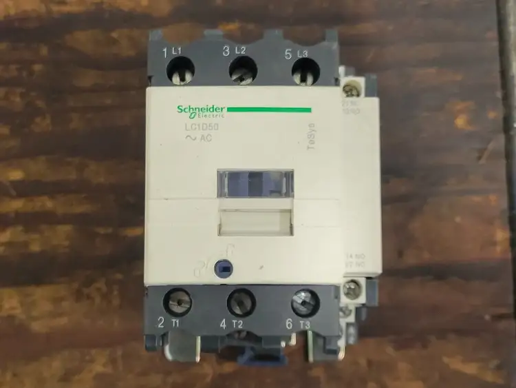 Used SCHNEIDER ELECTRIC LC1D50G7 Switchgears British Columbia CA | Lenmark #242072
