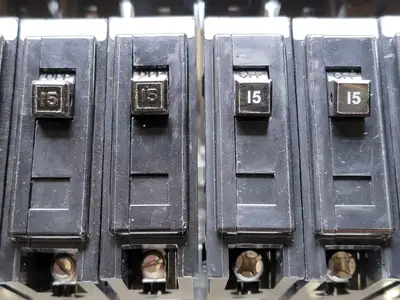 New | in-Stock 1997 CUTLER-HAMMER YS20C42 Switchgears British Columbia CA | Lenmark #835439