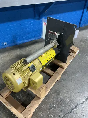 Gusher Pumps  7.5 Hp Vertical End Suction Pump