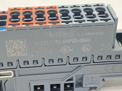 USED SIEMENS SIMATIC ET 200SP BASE UNIT BU15-P16+A0+2B