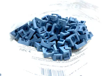 USED PANDUIT LIGHT BLUE METAL DETECTABLE NYLON CABLE TIE MOUNT