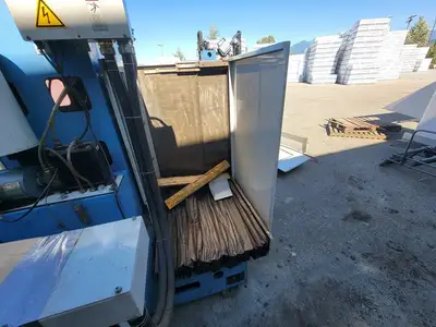 USED 1995 MAZAK VTC-16B