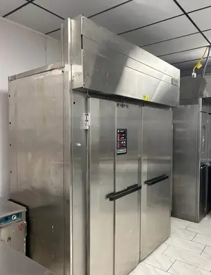 BAXTER PW2E-40.5 Bakery Proofer | Harvest Equipment and Fabrication Inc (1)