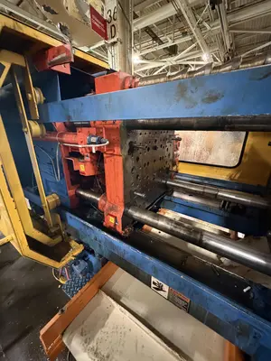 Used _UNKNOWN_ _UNKNOWN_ Injection Molding Machines Michigan US | Harbor Machinery Inc. #1421710