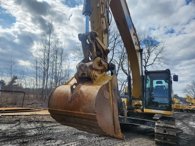 Used 2021 CATERPILLAR 320 Crawler Excavators | Abele Tractor #1342755
