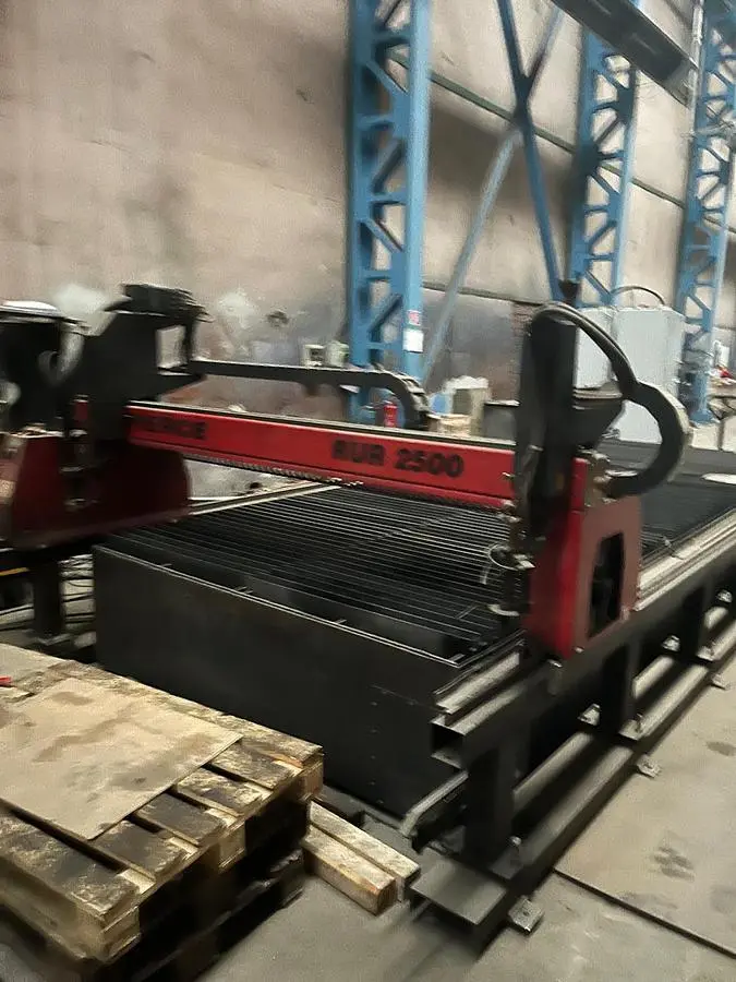 Used 2005 PIERCE RUR 2500 Plasma Cutters CZ | Amaron s.r.o. #1056609