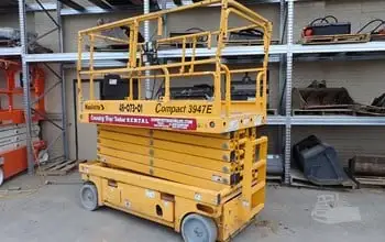 USED 2022 Haulotte 3947E