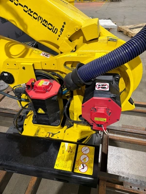 USED 2016 FANUC FANUC R-2000iB/185L + R-30iB