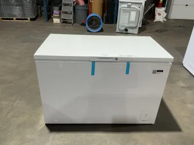 Used FRIGIDAIRE FFCL1562AW Freezers Michigan US | Miedema Asset Management Group #1320878