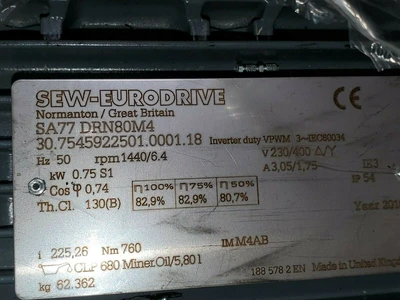 NEW SEW-EURODRIVE SA47/T DRN80M4