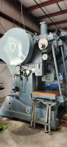 Used 1900 V&O 75 TON Cupping Presses Illinois US | Revelation Machinery #716867