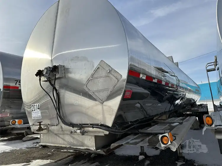 Used 1996 BRENNER _UNKNOWN_ Tanker Trailers Indiana US | Lakeshore Equipment Sales #1546588
