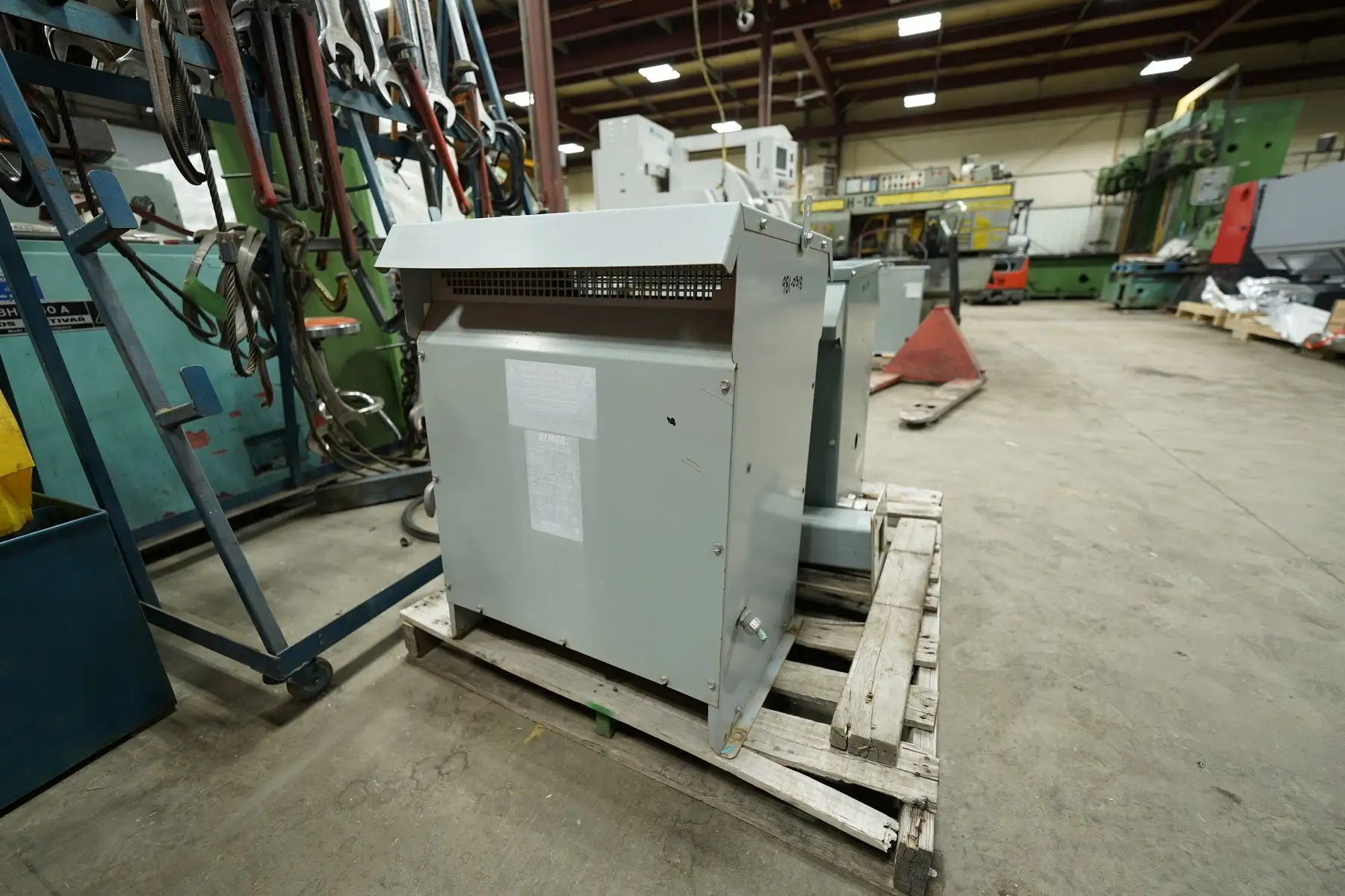 45KVA 600D to 208Y/120V 3P Dry Type Isolation Multi-Tap Transformer